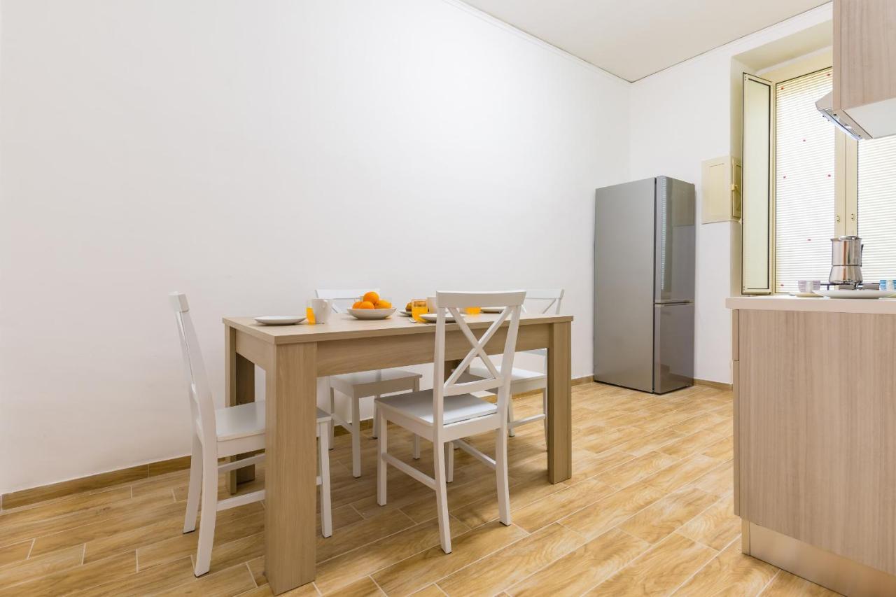 Central Station Family Apartment By Wonderful Italy Naples Exterior photo